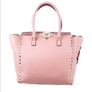 😄😄SOLD😄😄Valentino rockstud double handle tote